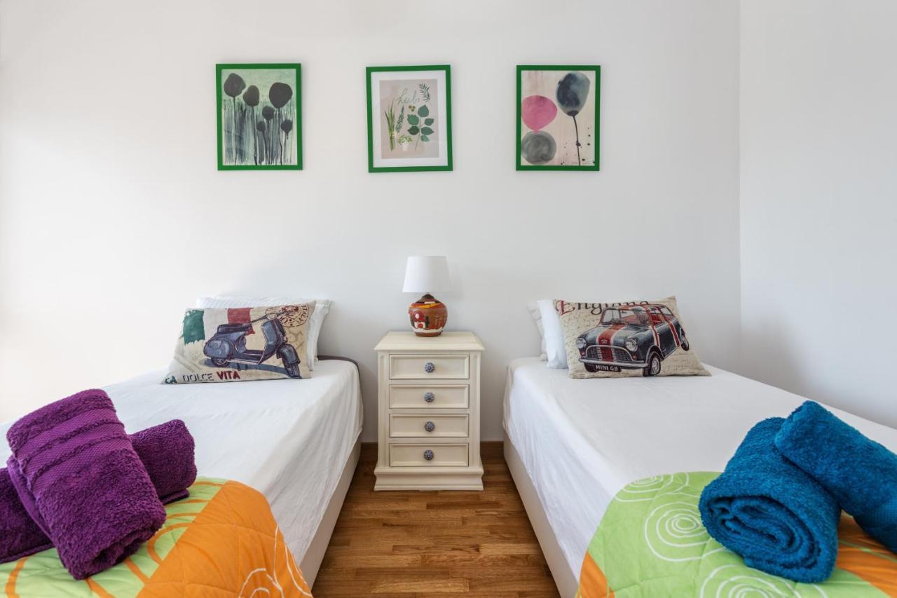 Magic Theatre Faro Center Apartment ภายนอก รูปภาพ