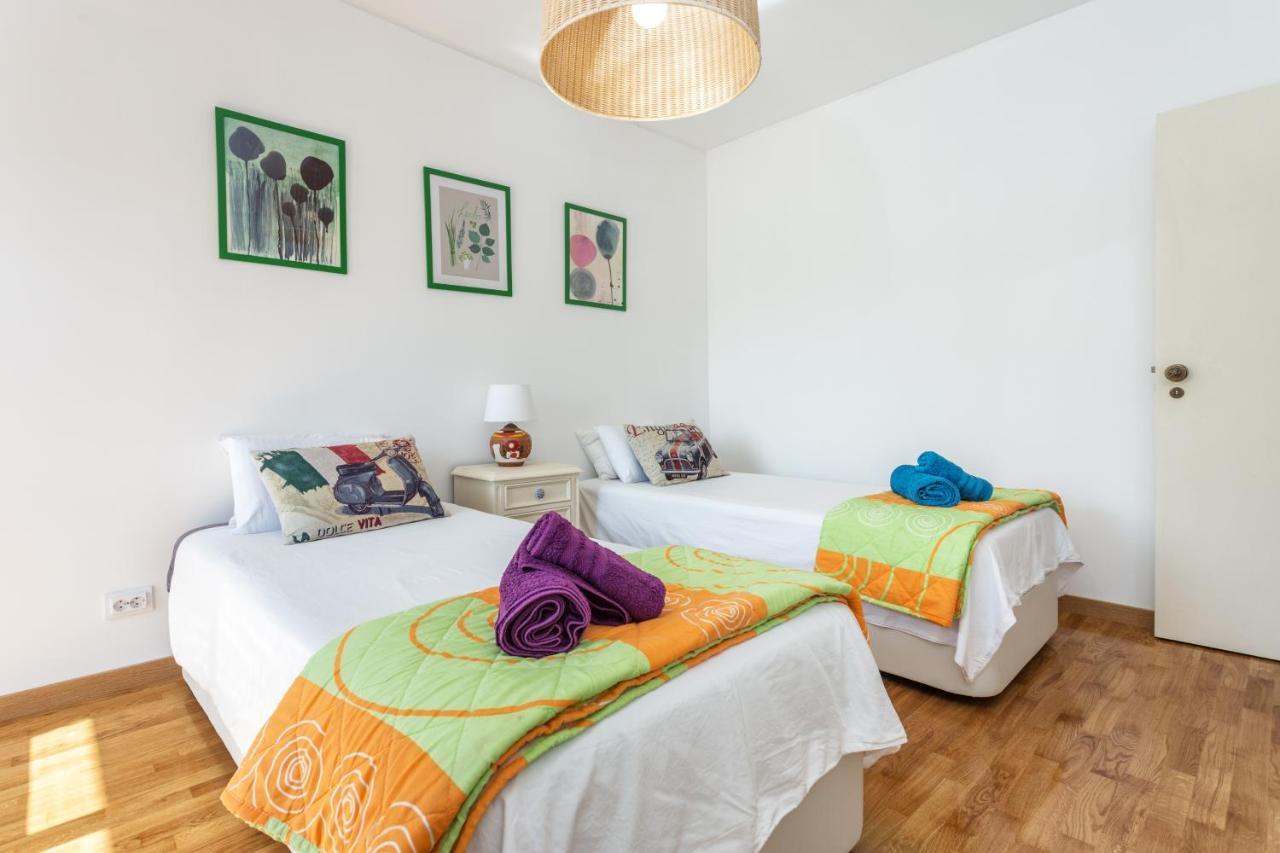 Magic Theatre Faro Center Apartment ภายนอก รูปภาพ