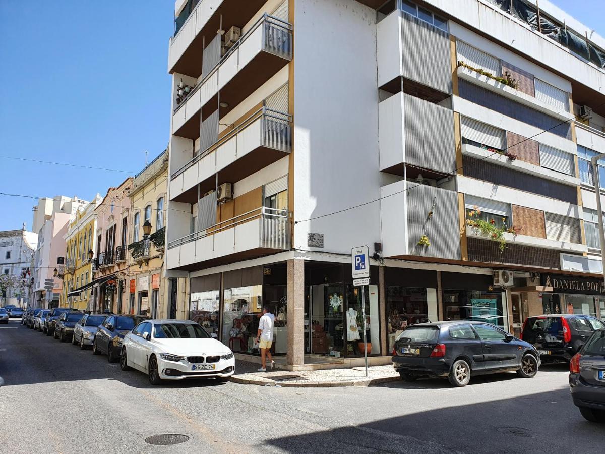 Magic Theatre Faro Center Apartment ภายนอก รูปภาพ